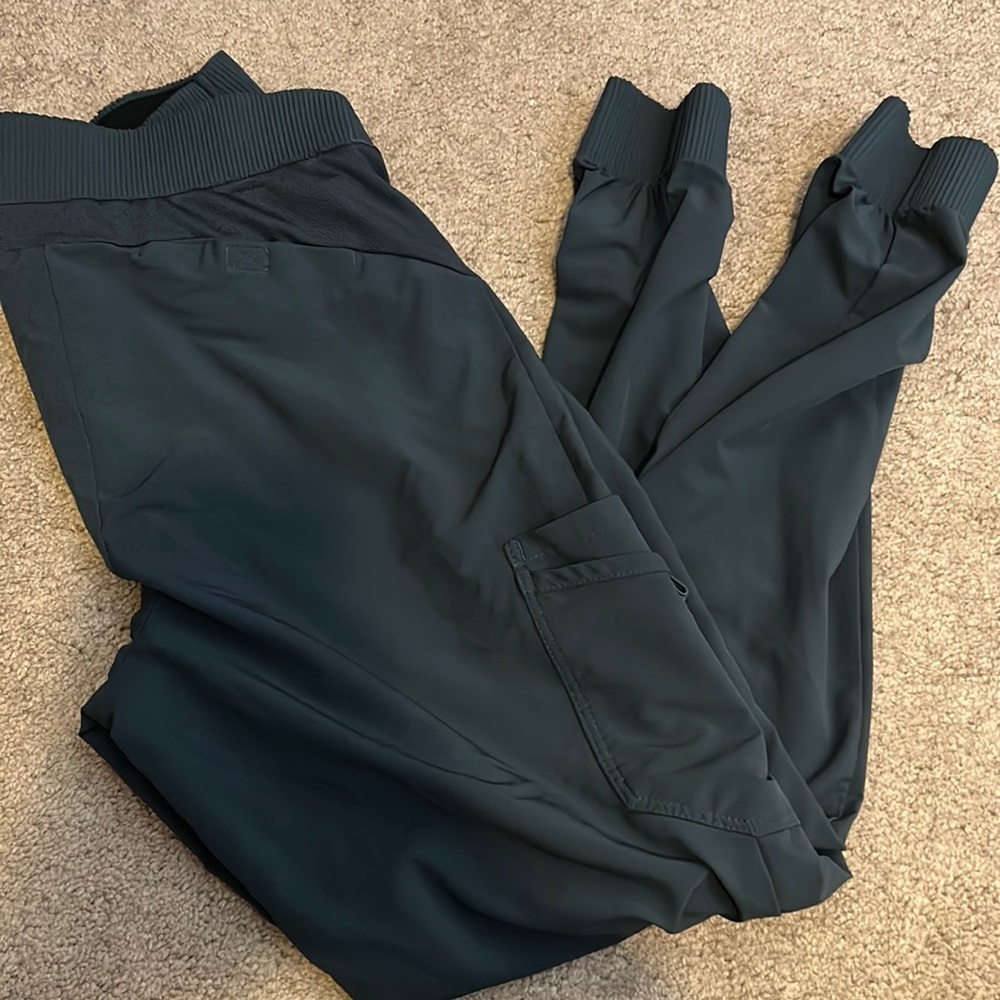 Barco one wellness scrub joggers